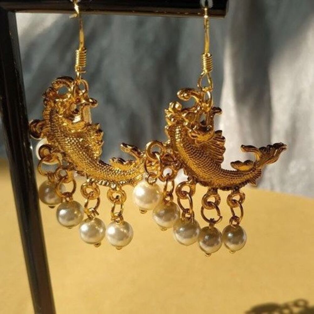 Exquisite Ming Dynasty imitation Pearl‎ Earrings Resembling Asian Arowana new
